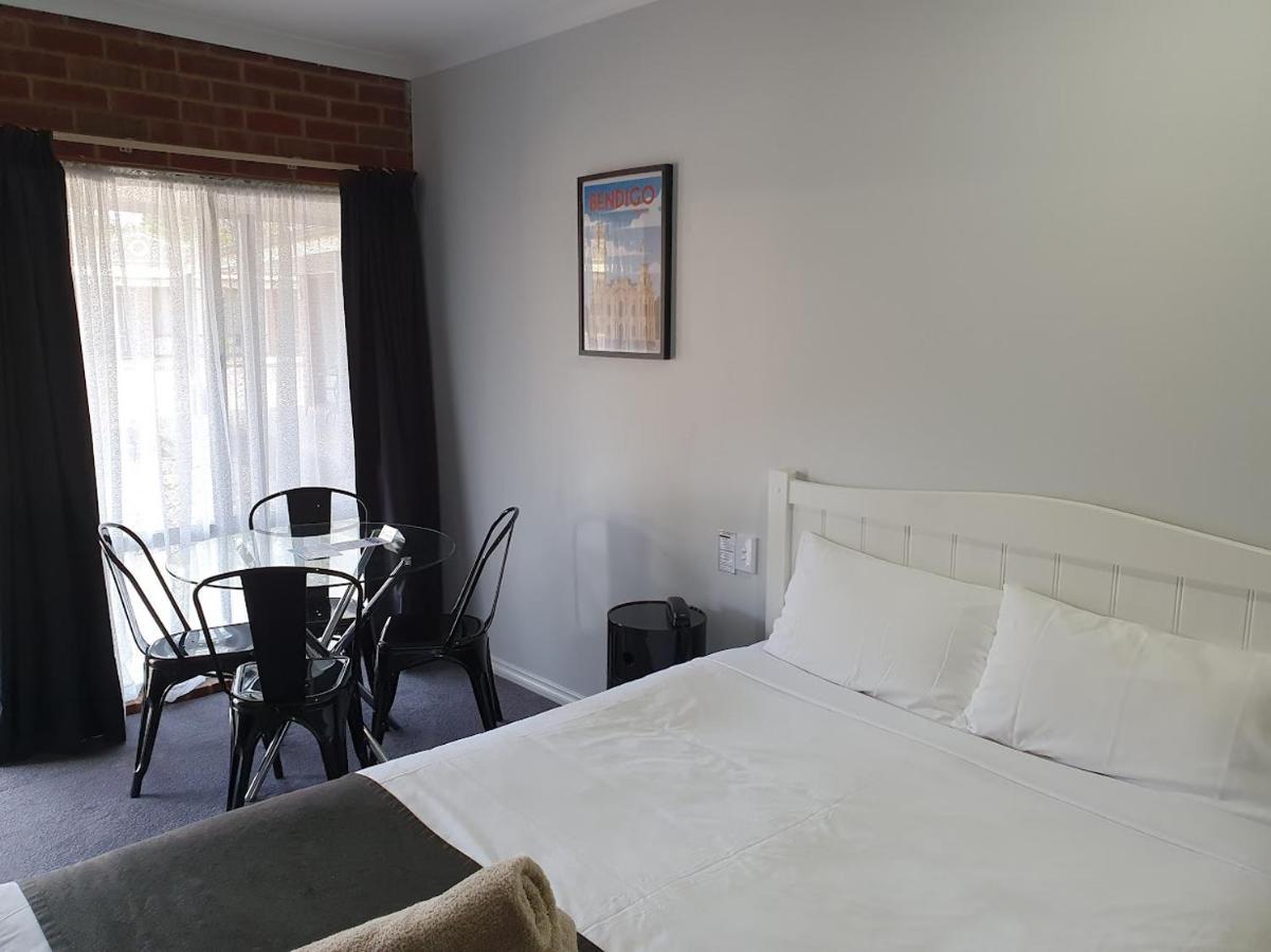 Golden Reef Motor Inn Бендиго Экстерьер фото